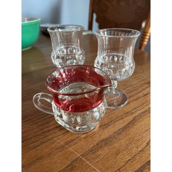 Vintage King’s Crown Thumbprint Creamer and 2 wine glasses - Picture 3 of 7